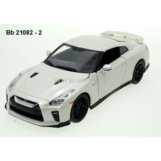 Bburago 1:24 Nissan GT-R 2017 (white) - code Bburago 21082, modely aut