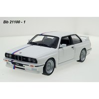 Bburago 1:24 BMW M3 (E30) 1988 (white) - code Bburago 21100