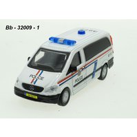 Bburago 1:50 Mercedes-Benz Vito (police) - code Bburago 32009