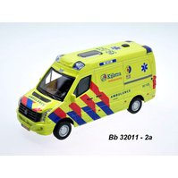 Bburago 1:50 Volkswagen Crafter (Ambulance Trschelling NL) - code Bburago 32011