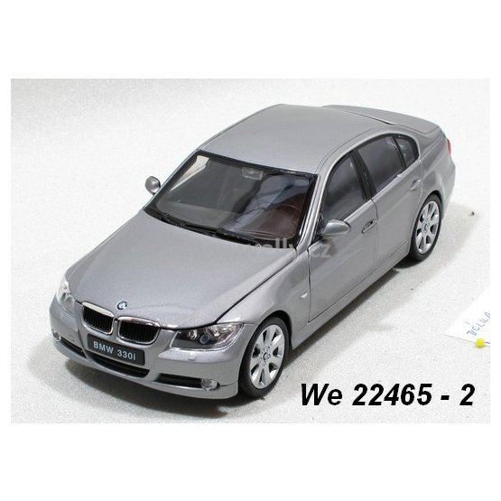 Welly 1:24 BMW 330i (silver) - code Welly 22465, modely aut