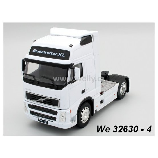 Welly 1:32 Volvo FH 12 (white) - code Welly 32630, model tahače