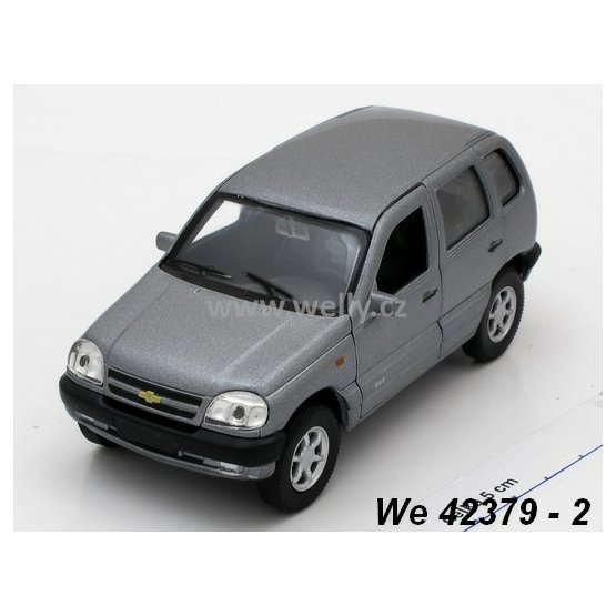 Welly 1:34-39 Chevrolet Niva (grey) - code Welly 42379, modely aut