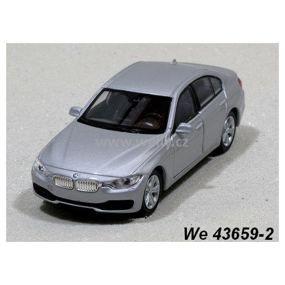 Welly 1:34-39 BMW 335i (silver) - code Welly 43659