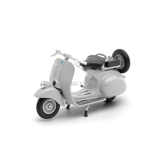 .Welly 1:18 Vespa 1953 125cc (light grey) - code Welly 12847, model motocyklu
