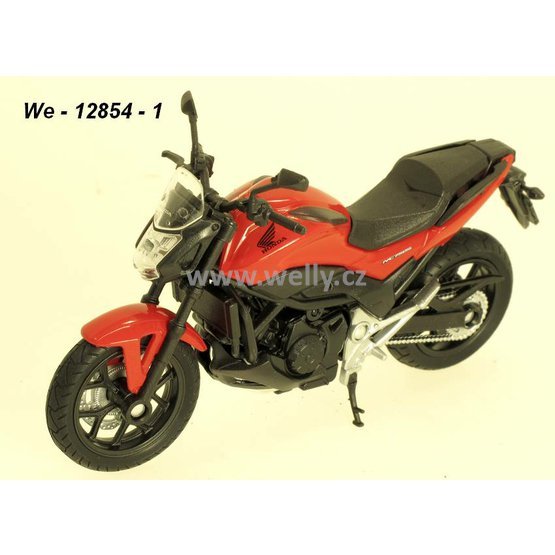 Welly 1:18 Honda NC 750S 2018 (red) - code Welly 12854, model motocyklu
