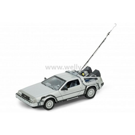 Welly 1:24 Back To The Future I - code Welly 22443, modely aut.