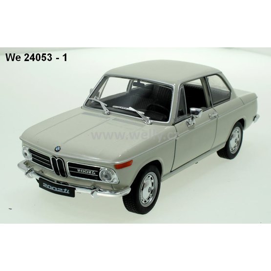 Welly 1:24 BMW 2002 ti (cream) - code Welly 24053, modely aut