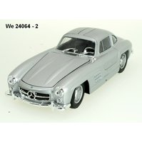 Welly 1:24 Mercedes-Benz 300 SL (silver) - code Welly 24064, modely aut