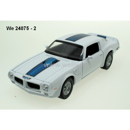 Welly 1:24 Pontiac Firebird Trans Am 1972 (white) - code Welly 24075, modely aut