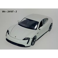 Welly 1:24 Porsche Taycan Turbo S (cream) - code Welly 24107, modely aut
