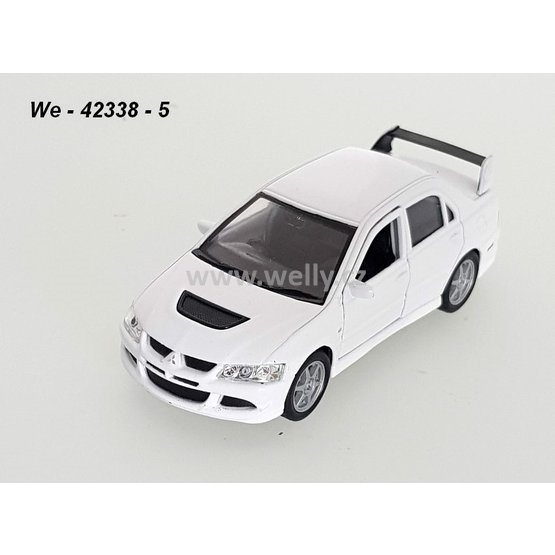 Welly 1:34-39 Mitsubishi Lancer EVO VIII (white) - code Welly 42338, modely aut