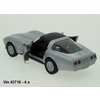 Chevrolet 1982 Corvette Coupe (silver) - code Welly 43716, modely aut