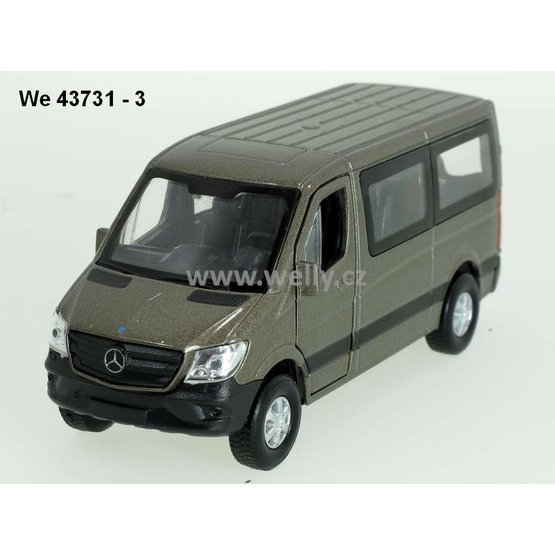 Welly 1:34-39 M-B Sprinter Traveliner (brown) - code Welly 43731, modely aut