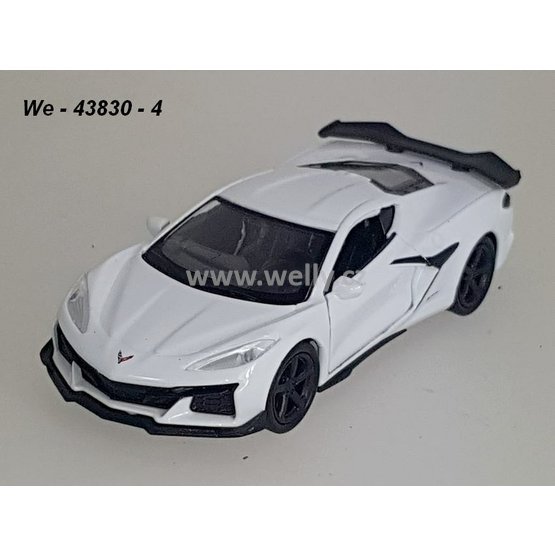 Welly 1:34-39 Chevrolet 2023 Corvette Z06 (white) - code Welly 43830, modely aut