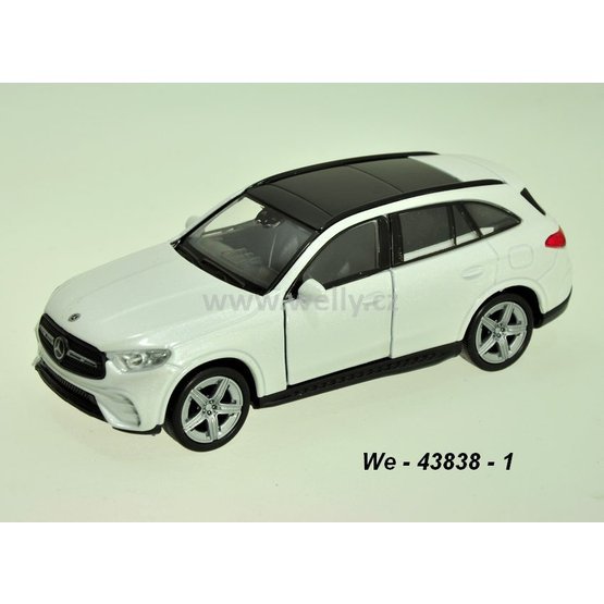Welly 1:34-39 Mercedes-Benz GLC (pearl) - code Welly 43838, modely aut